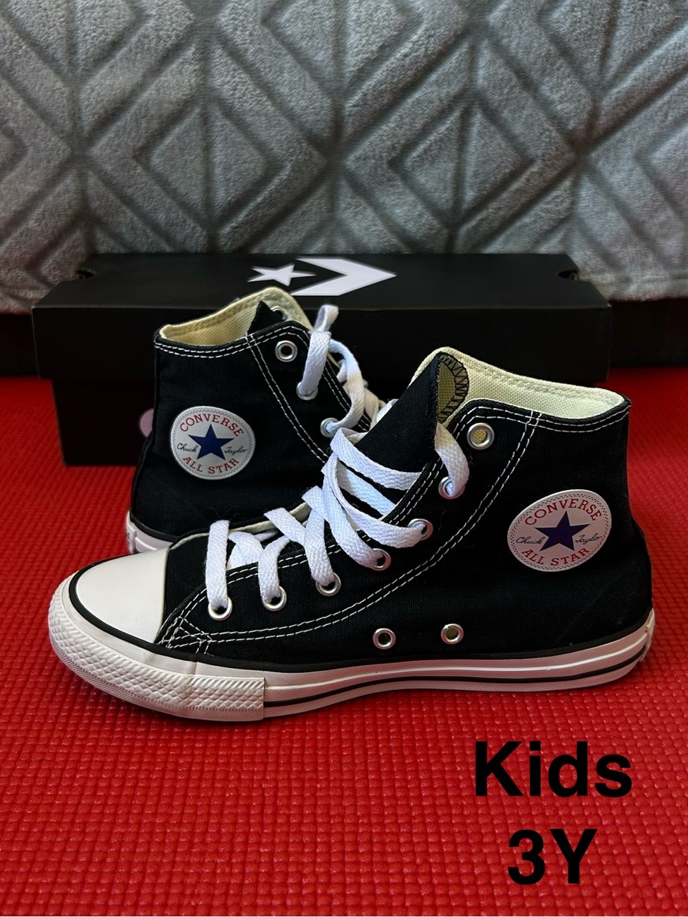 Converse Black and White Kids High-Top Sneakers Size 3 Youth